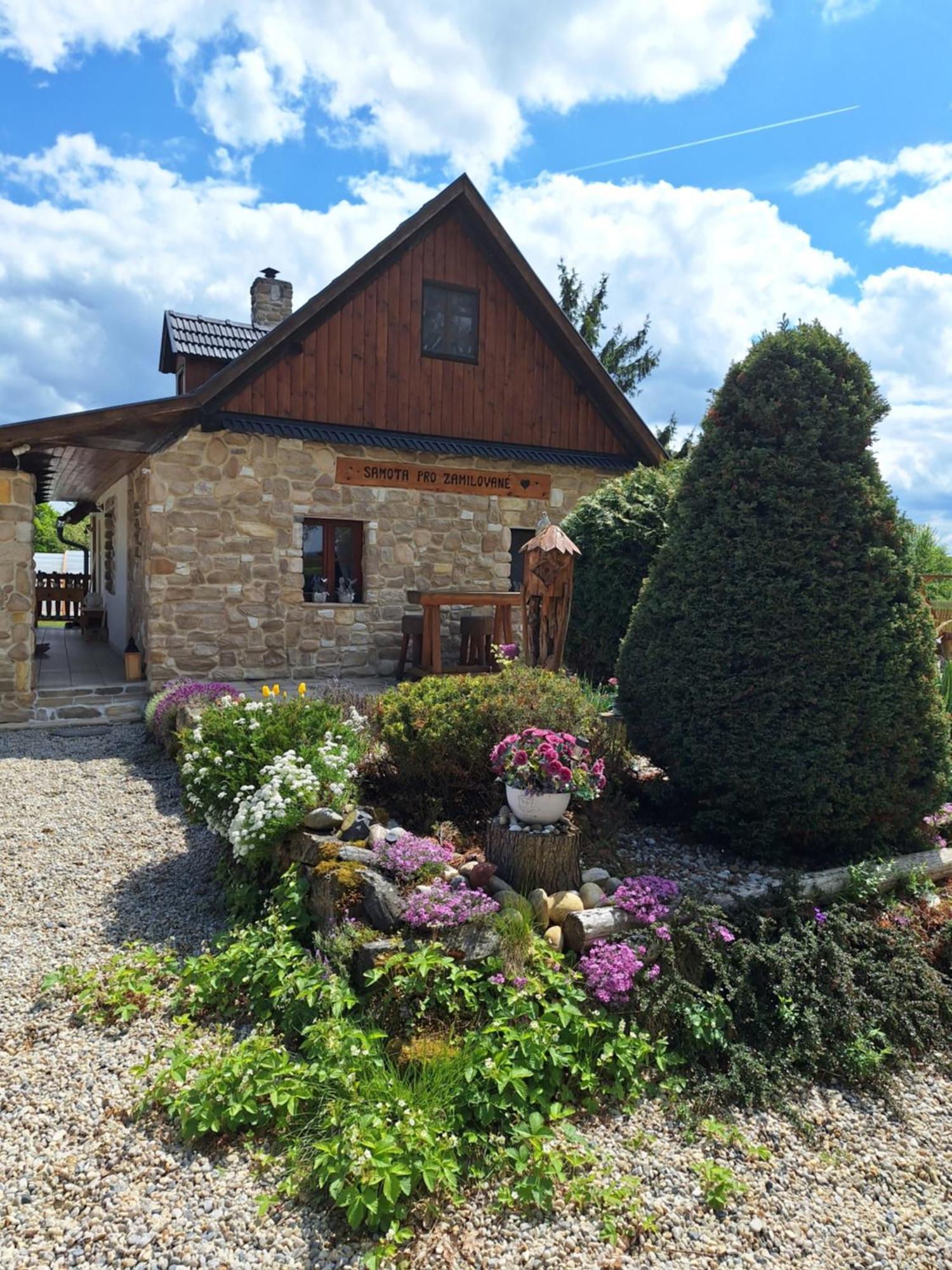 Chalet D' Amour Kamenný Újezd Dış mekan fotoğraf